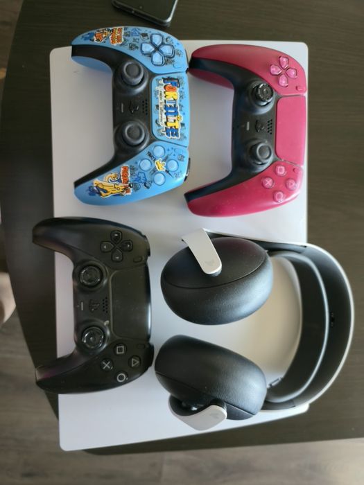 Продавам Playstation 5