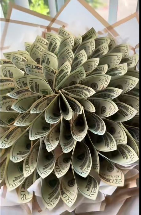 Букеты из денег 6990