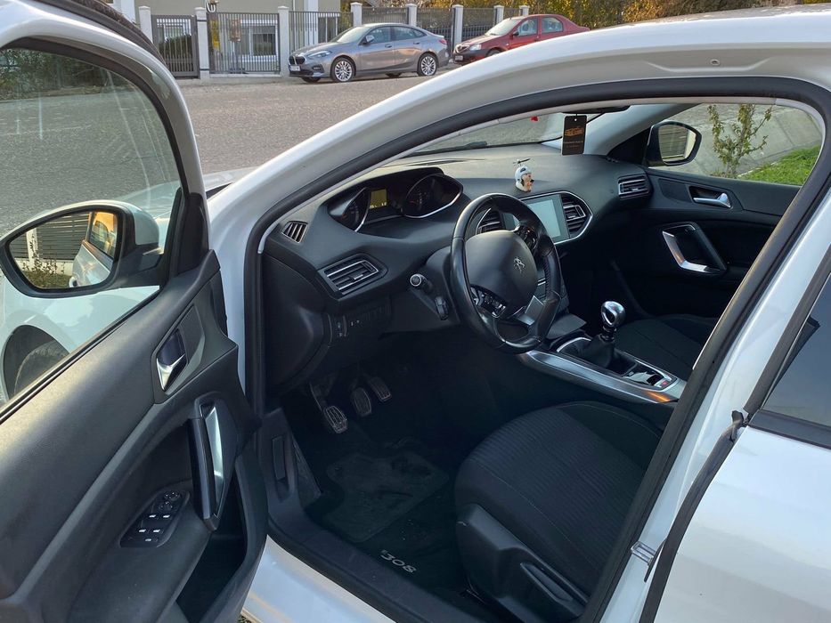 Vând peugeot 308 SW