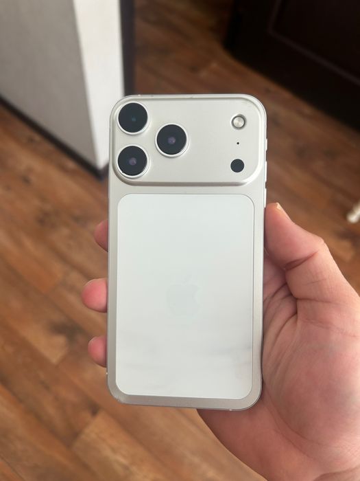 Iphone Xr 64gb в корпусе 17про