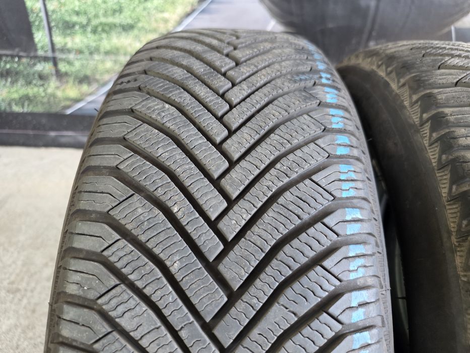 205/55/16 MICHELIN 4бр