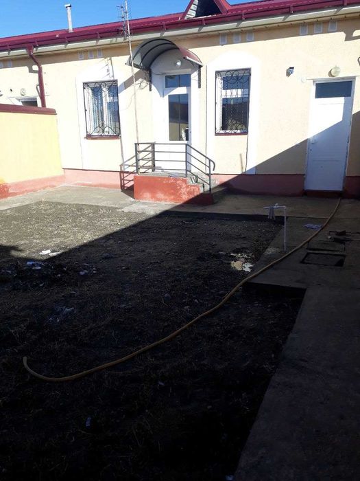 Саёхатда 2 сотохли, 3 хоналик катедж сотилади.