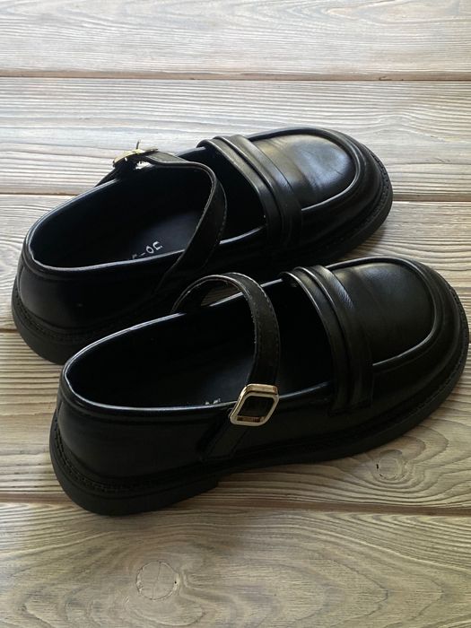 Туфли для девочки 30р-р