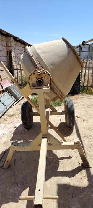 Битонамишалка передвижной бензиновый