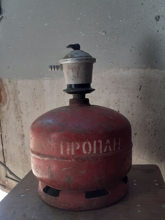 Продам газ балон