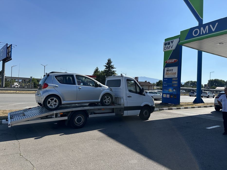 Пътна помощ превоз на автомобили