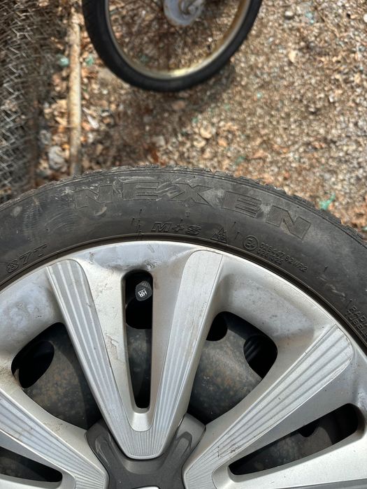 Гуми с джанти и тасове за Ситроен