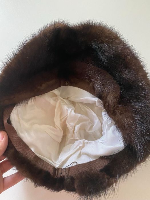 Caciula/bereta nurca si guler