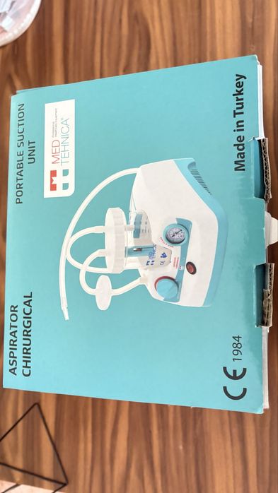 Aspirator chirurgical