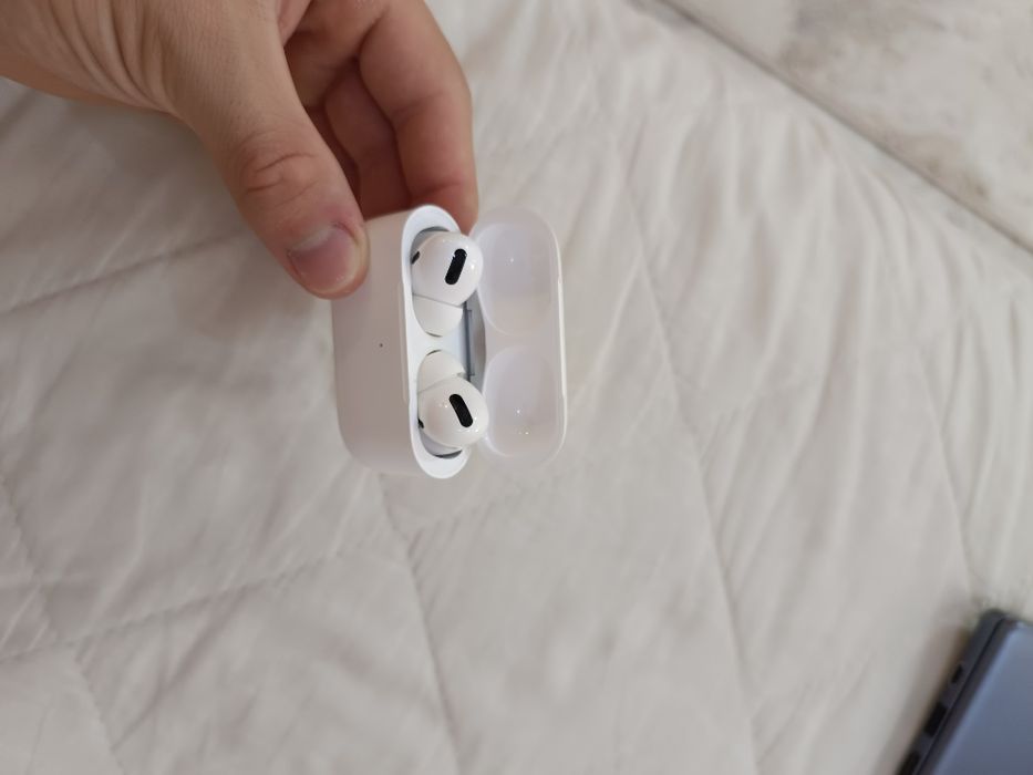 Наушники AirPods Pro 2