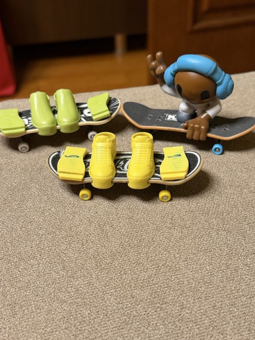 Set Hot Set Hot Wheels Skate Placă și Pantofi de Skate,