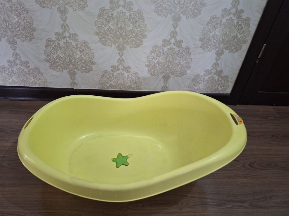 Ванночка для наворожденных