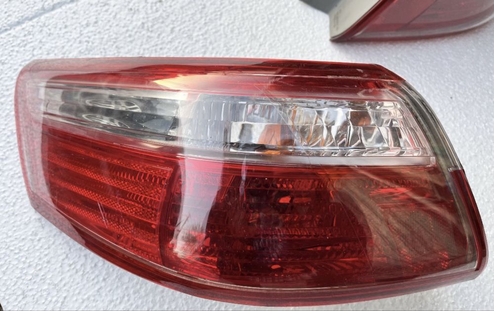 Задние фонари тоета камри 40