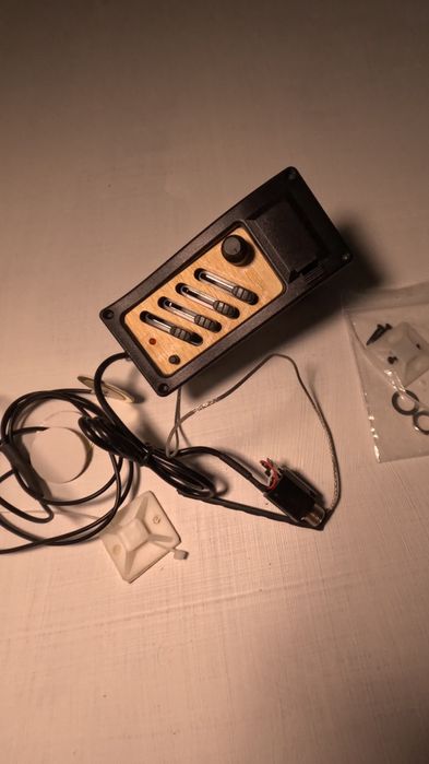 Mashhur Fishman Equalayzeri mikrafonlar va tuner yangi va arzon narxda