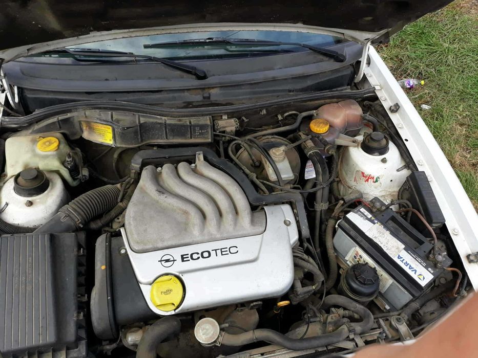 Vind opel astra 1.6 16v benzina