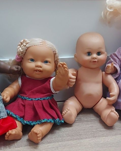 Куклы и мягкие игрушки