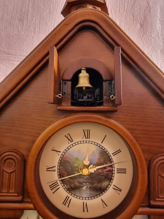 Ceas electronic cu tematica bisericeasca