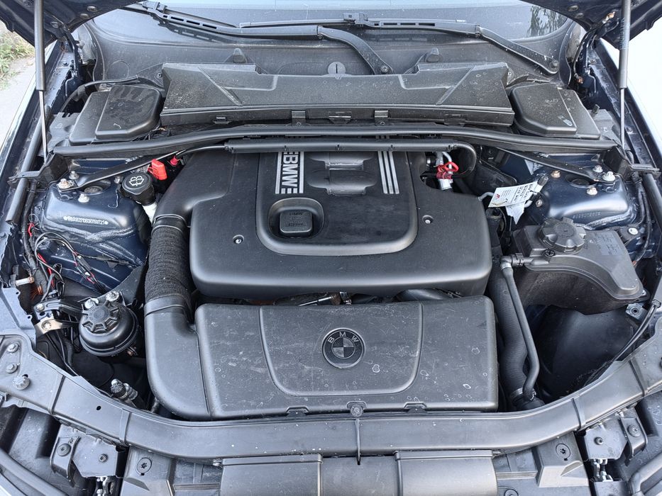 BMW E91 2007 2.0D 163