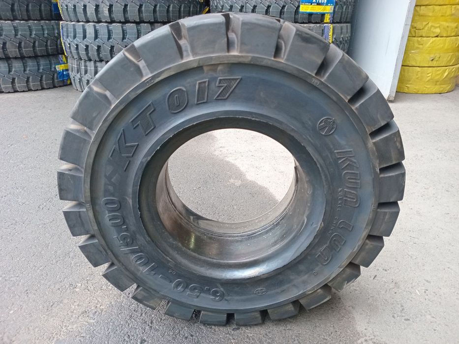 Шина размер 5.00-8 Solid KUNLUN