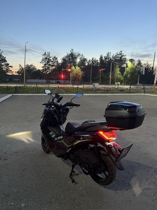 Продам скутер N maks мопед