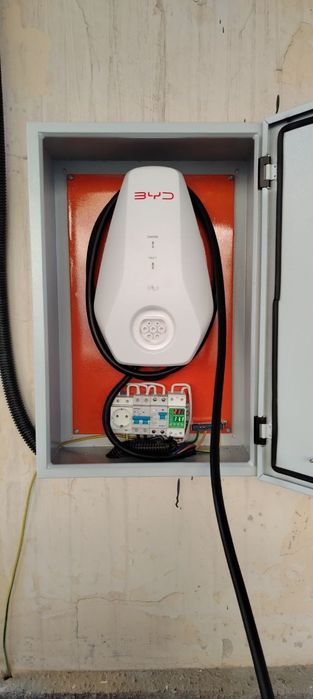 Установка зарядное устройство для Электромобилей.
7квт зарядка установ