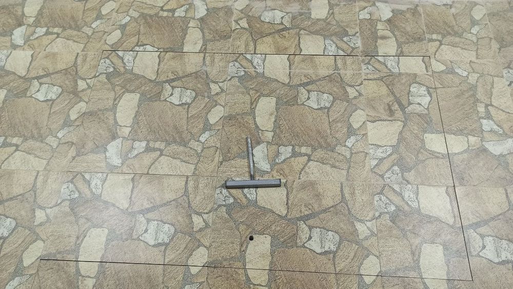 Напольные люк с газовыми амортизаторами. (Металические). Куринмас люк.