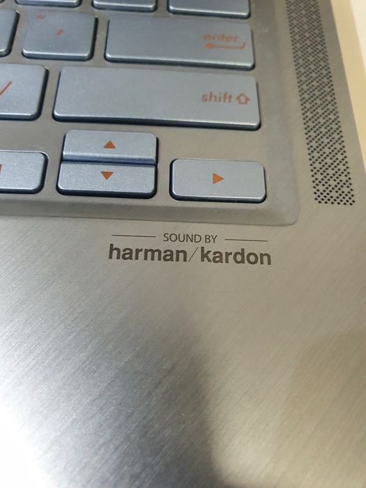 ASUS ZenBook 14 UM431DA