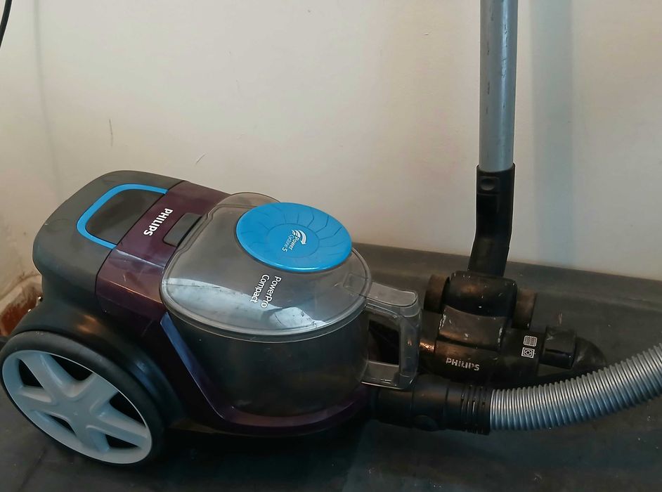 Прахосмукачка PHILIPS