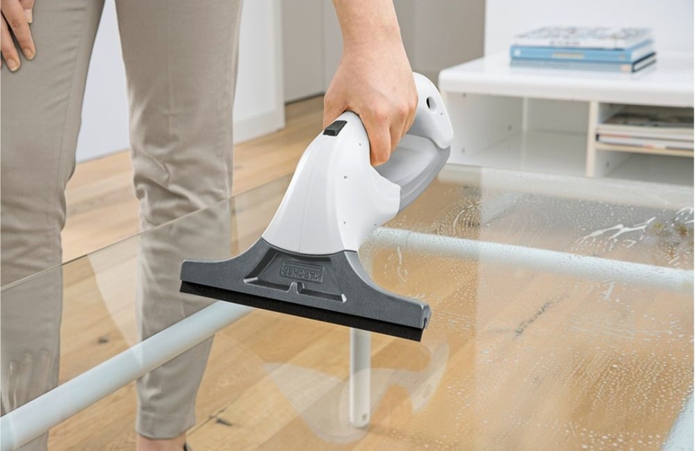 Aspirator geamuri KARCHER WV 1 Plus