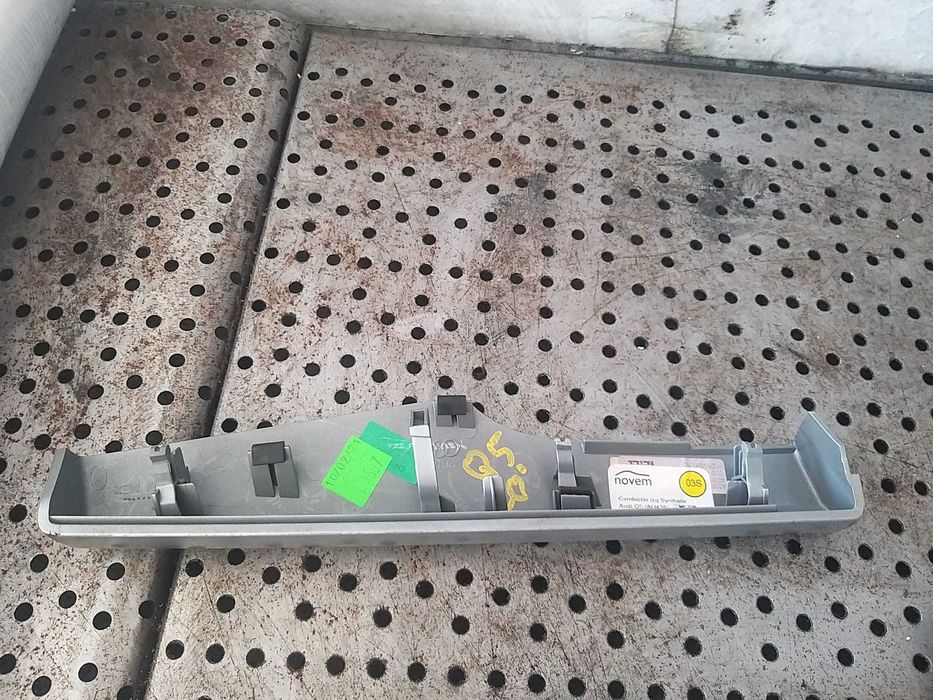Ornament bord audi q5 fy 2020 80b853189
