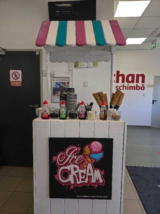 Ice cream bar Toneta de înghețată