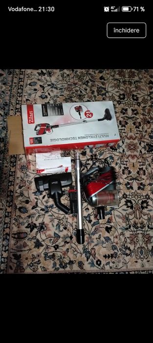 Aspirator 2 in 1 totul inclus este că și nou  prea puțin folosit