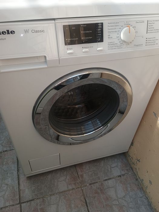 Mașină de spălat Miele ViVA3721