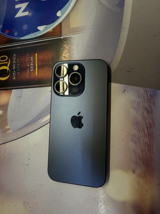 iPhone 15 pro 128gb
