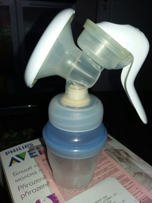 Помпа за кърма и стерилизатор