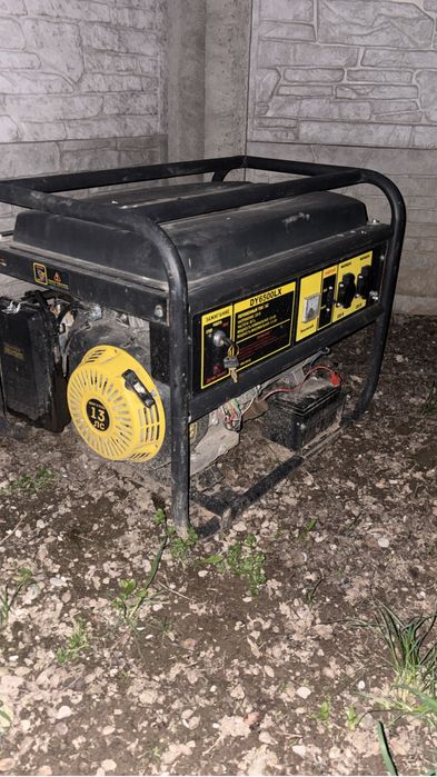 Бензиновый генератор