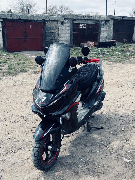 Продам макси 180 кубов