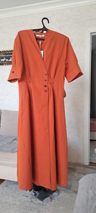 Продам платье женское