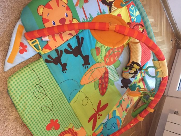 Музикална интерактивна гимнастика килимче за бебе Bright Starts