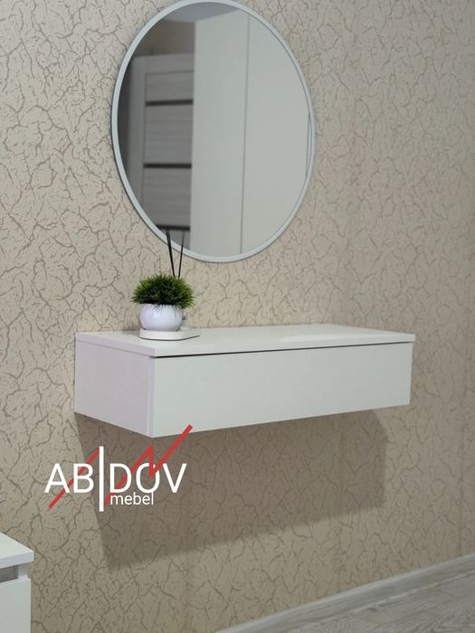 Навесная тумба ( консоль) универсальное решение для любого интерьера.