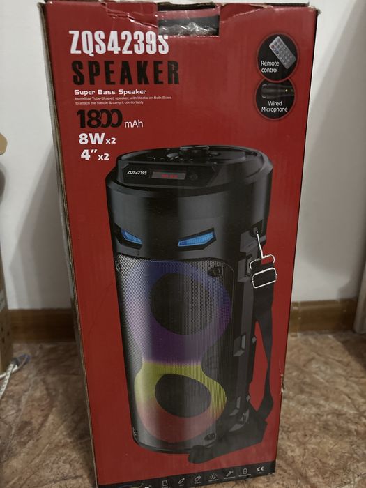Калонка, с микрофоном,новая