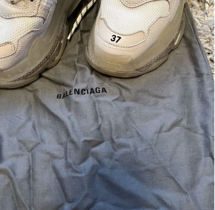 Balenciaga Triple S NOI