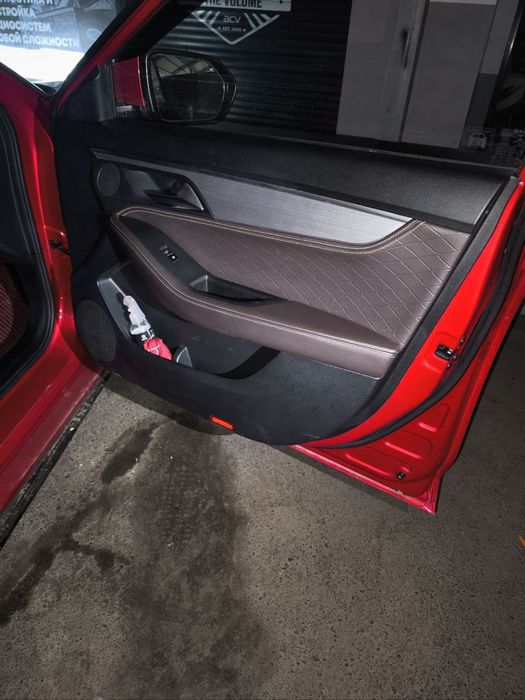 JAC J7 avtomobil sotiladi