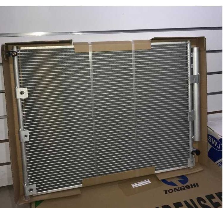 Радиатор кондиционера на Mazda