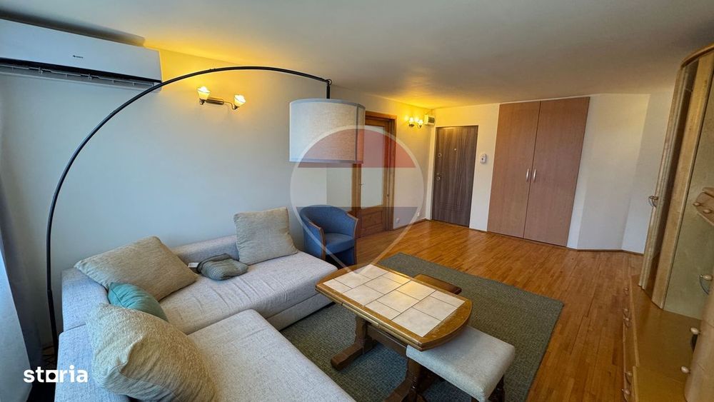DE ÎNCHIRIAT apartament spatios cu 2 camere în vilǎ — fotografia 2