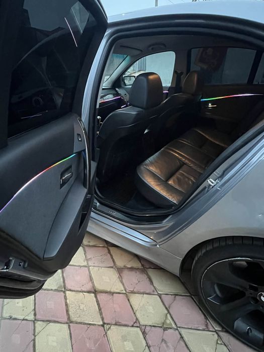 BMW Seria 5 2005 — imagine 5