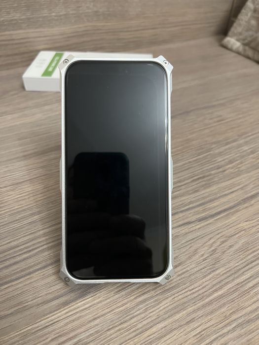 Алюминевый чехол на айфон 16 про