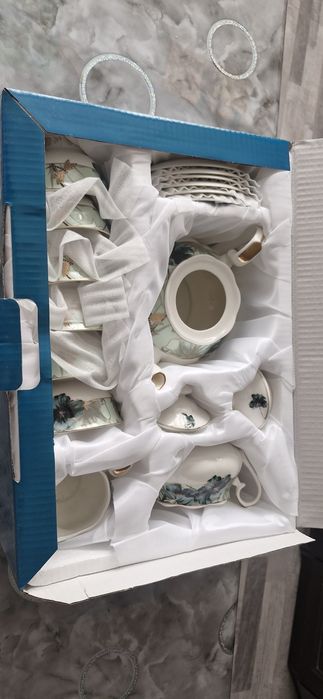 Продам чайный сервиз.