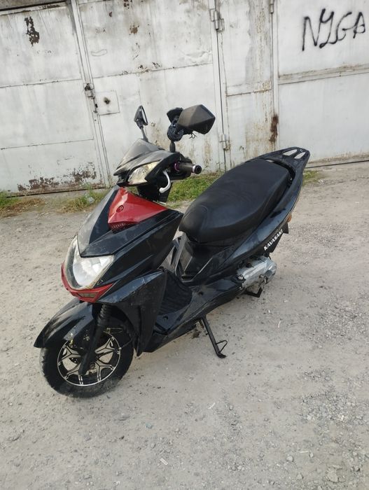Скутер 150куб срочно