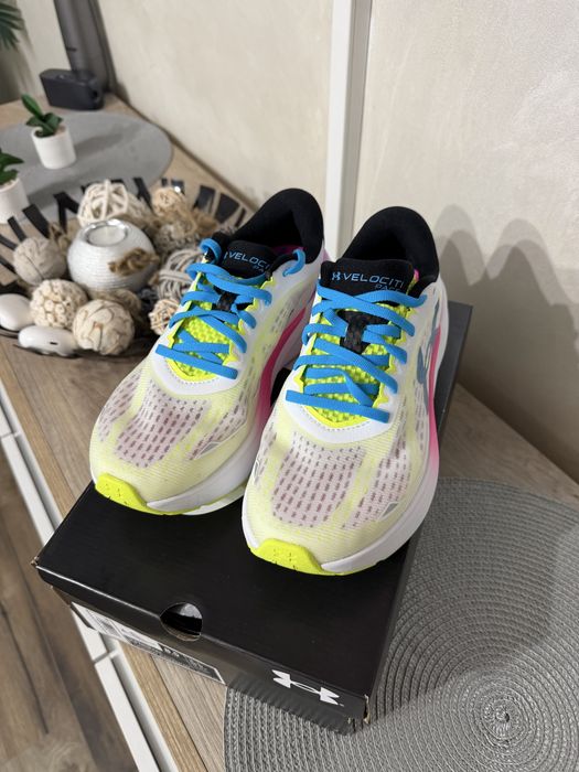 Маратонки Under Armour Velociti Pace